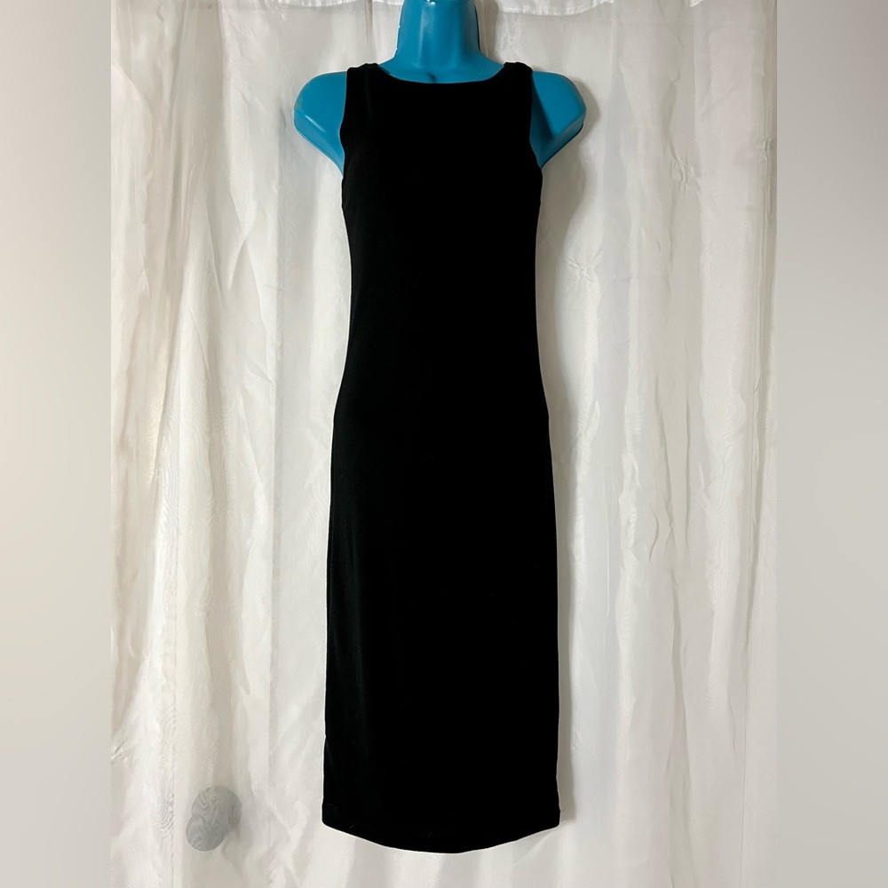 TOPSHOP Midi Black Sleeveless Formfitting / Bodycon Dress w a Scoop / Boatneck